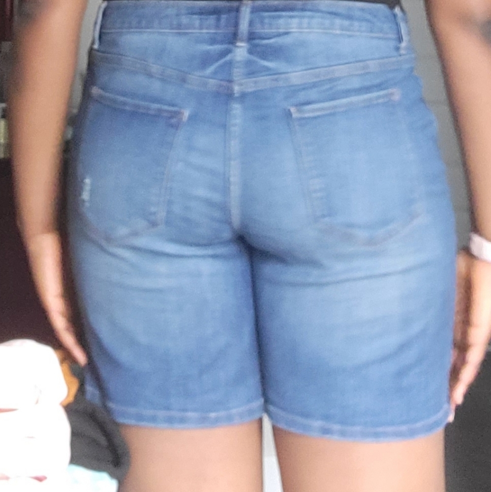 Shorts! - Picture 3 of 5
